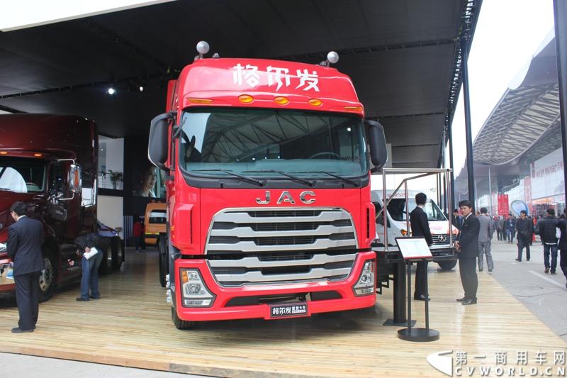 江淮全新格尔发重卡首次亮相