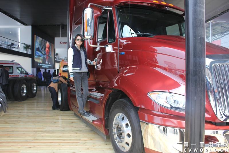 受到观众欢迎的prostar重卡