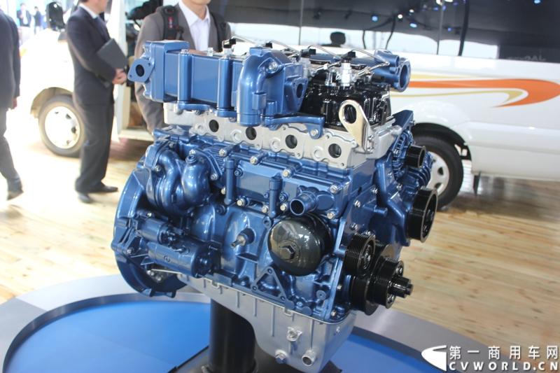江淮纳威司达3.2升发动机