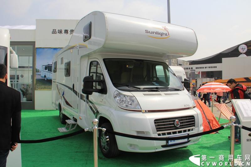 Sunlights A70型旅居车