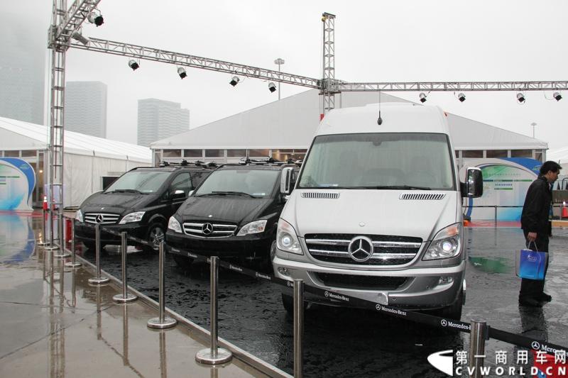 奔驰轻型商用车