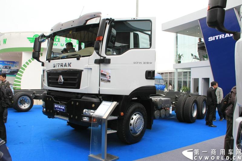 重汽 SITRAK ZZ1256N404MD1 Mixer 6X4搅拌车底盘 
