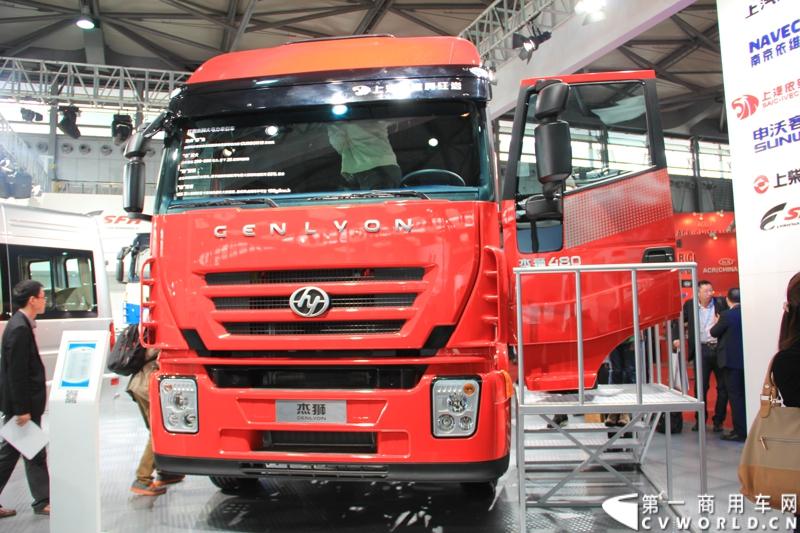 红岩杰狮S100 6X4 国Ⅳ牵引车