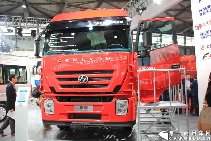 红岩杰狮S100 6X4 国Ⅳ牵引车