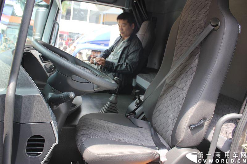 福田欧曼GTL BJ3259DLPKB-XB 9系自卸车