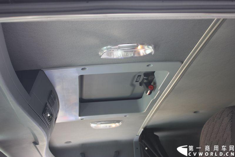 福田欧曼GTL BJ3259DLPKB-XB 9系自卸车