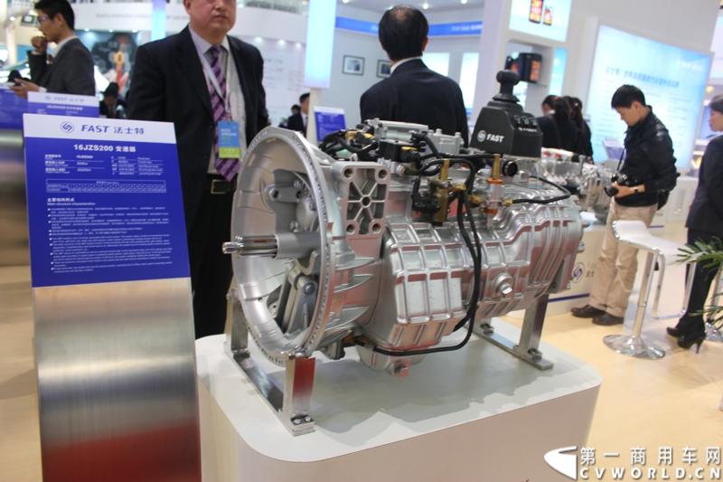 2013年上海车展法士特新品发布现场