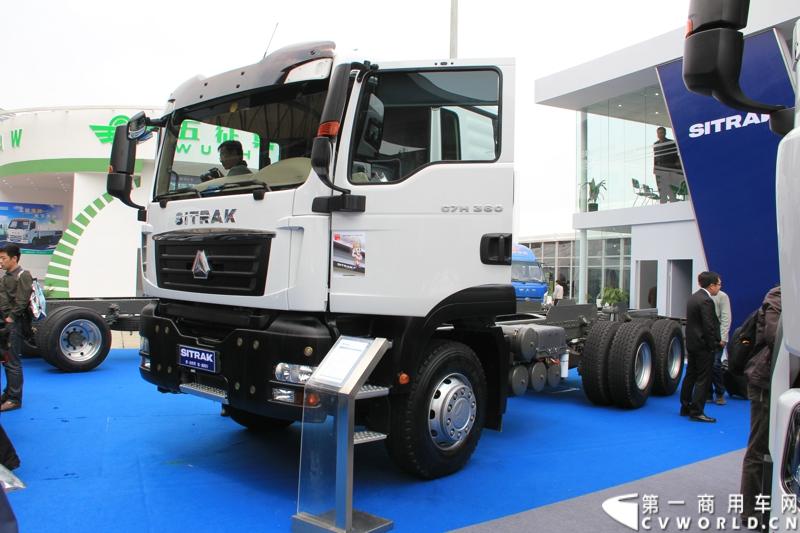 重汽 SITRAK ZZ1256N404MD1 Mixer 6X4搅拌车底盘