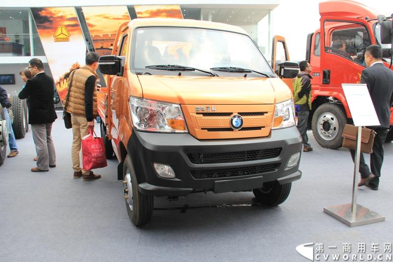 重汽王牌CDW1030N1M4轻卡