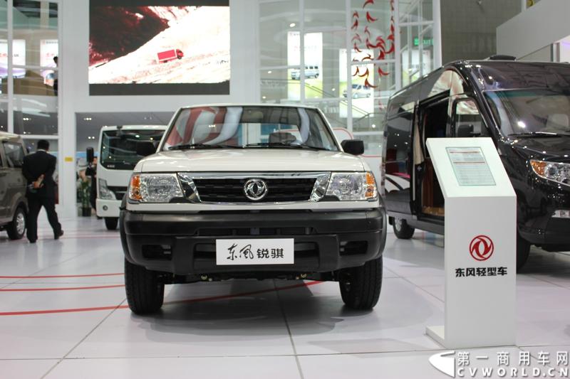 东风锐骐皮卡 