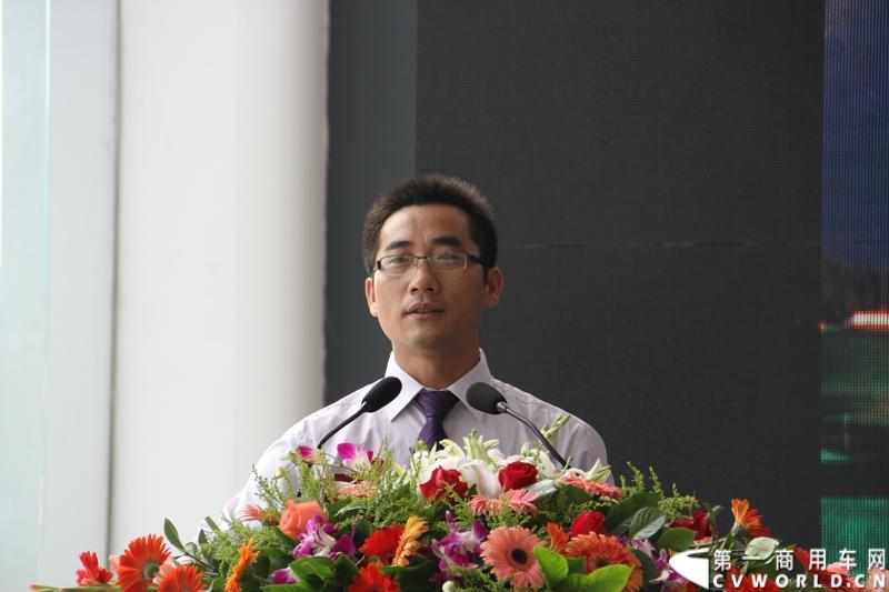 7月6日，以“江淮帅铃 超越巅峰”为主题的江淮帅铃新品系成都发布会，在蓉城成都隆重举行，此举也揭开了江淮新帅铃在西南上市的序幕。图为江淮新一代帅铃在西南上市发布会现场。