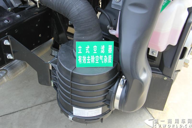 7月6日，以“江淮帅铃 超越巅峰”为主题的江淮帅铃新品系成都发布会，在蓉城成都隆重举行，此举也揭开了江淮新帅铃在西南上市的序幕。图为江淮新一代帅铃在西南上市发布会现场。