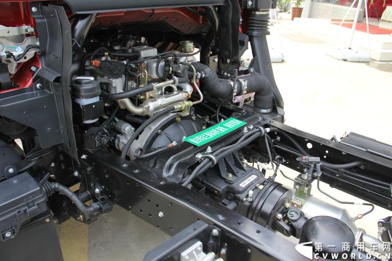 7月6日，以“江淮帅铃 超越巅峰”为主题的江淮帅铃新品系成都发布会，在蓉城成都隆重举行，此举也揭开了江淮新帅铃在西南上市的序幕。图为江淮新一代帅铃在西南上市发布会现场。