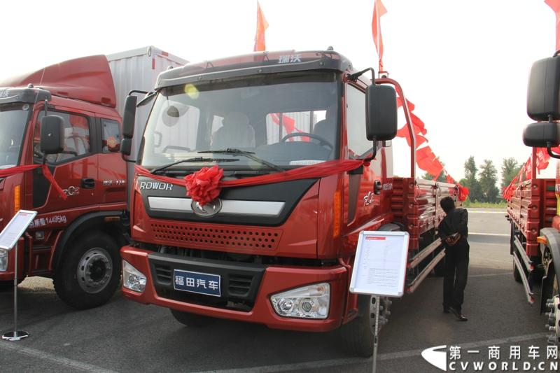 9月11日，福田瑞沃中卡康明斯动力新品上市发布会在北京顺利落幕，福田高层、供应商代表、经销商代表、用户代表共同见证了福田瑞沃康明斯动力新品的首次登场。图为福田瑞沃中卡康明斯动力新品。