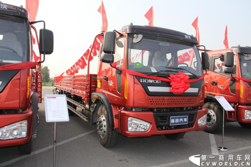 9月11日，福田瑞沃中卡康明斯动力新品上市发布会在北京顺利落幕，福田高层、供应商代表、经销商代表、用户代表共同见证了福田瑞沃康明斯动力新品的首次登场。图为福田瑞沃中卡康明斯动力新品。
