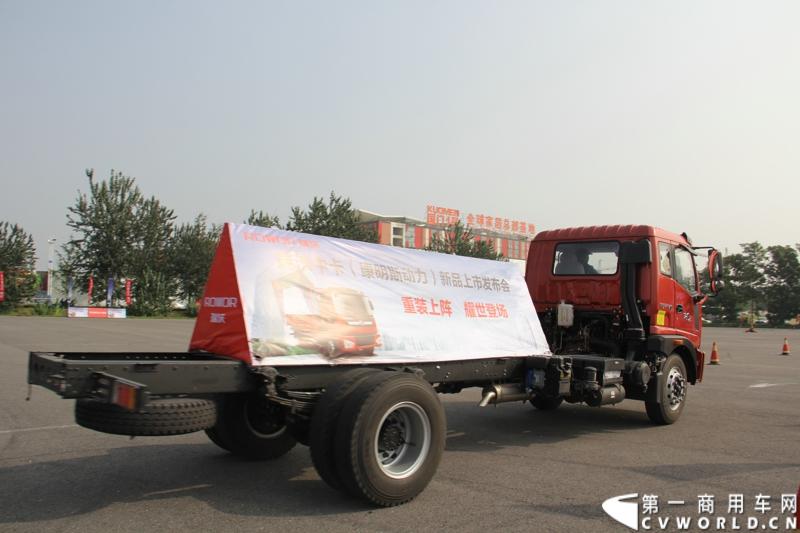 9月11日，福田瑞沃中卡康明斯动力新品上市发布会在北京顺利落幕，福田高层、供应商代表、经销商代表、用户代表共同见证了福田瑞沃康明斯动力新品的首次登场。图为福田瑞沃中卡康明斯动力新品。