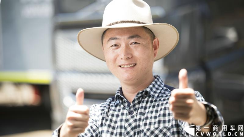 2013沃尔沃卡车高效节油先锋亚太区总决赛在澳大利亚布里斯班落下帷幕，今年亚太区总决赛共有13名来自亚太区各国的节油冠军参加，他们分别来自中国、韩国、台湾、泰国、马来西亚、新加坡、印度尼西亚、斯里兰卡、澳大利亚和新西兰。来自澳大利亚的格兰特·莫里斯（Grant Morice）在自己的主场，最终赢得了亚太区公路赛的总冠军。图为中国选手焦谊品。