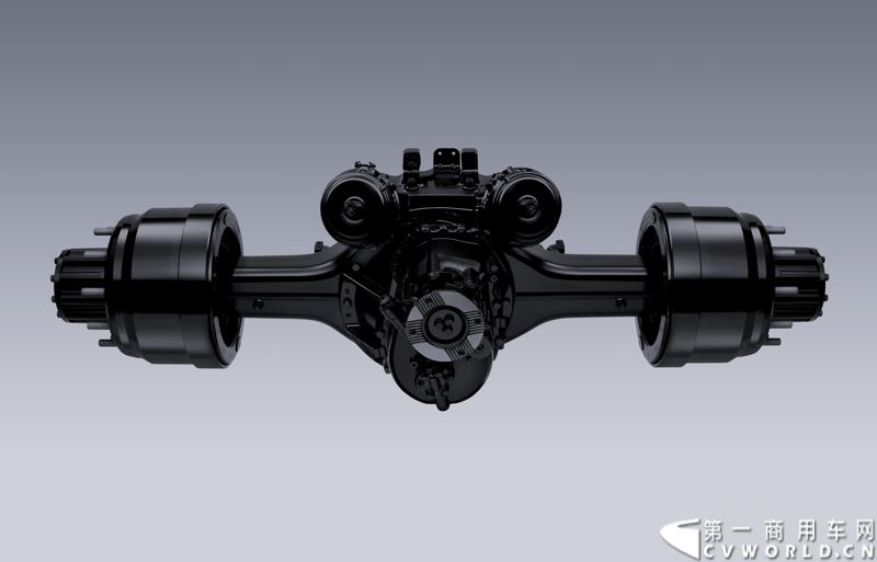 2013年12月10日，刚更名不久的东沃（杭州）卡车有限公司（前身为东风日产柴汽车有限公司），在杭州隆重向中国市场推出“UD酷腾”新款重型卡车。UD酷腾是东风汽车集团股份有限公司和沃尔沃集团强强联手，专为中国市场定制的中高端重卡。图为车桥。