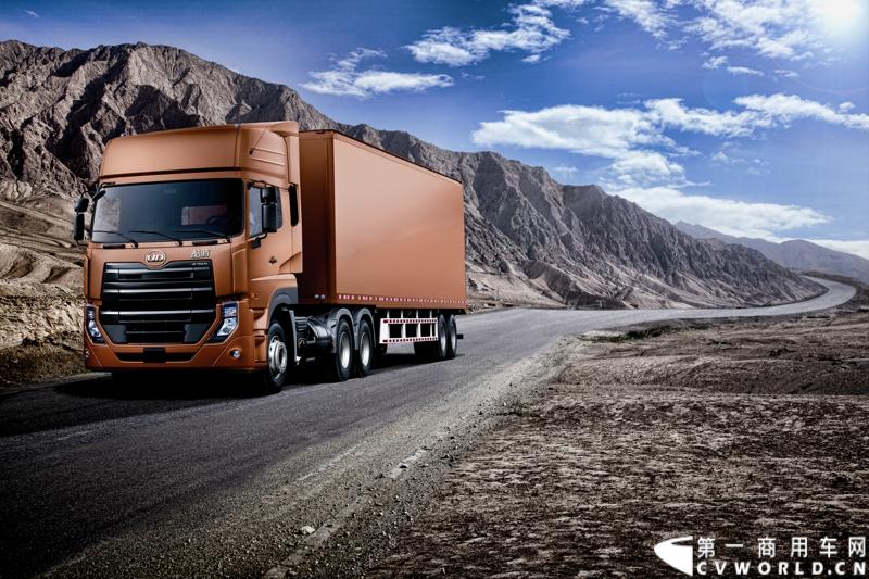 2013年12月10日，刚更名不久的东沃（杭州）卡车有限公司（前身为东风日产柴汽车有限公司），在杭州隆重向中国市场推出“UD酷腾”新款重型卡车。UD酷腾是东风汽车集团股份有限公司和沃尔沃集团强强联手，专为中国市场定制的中高端重卡。图为UD酷腾重卡。