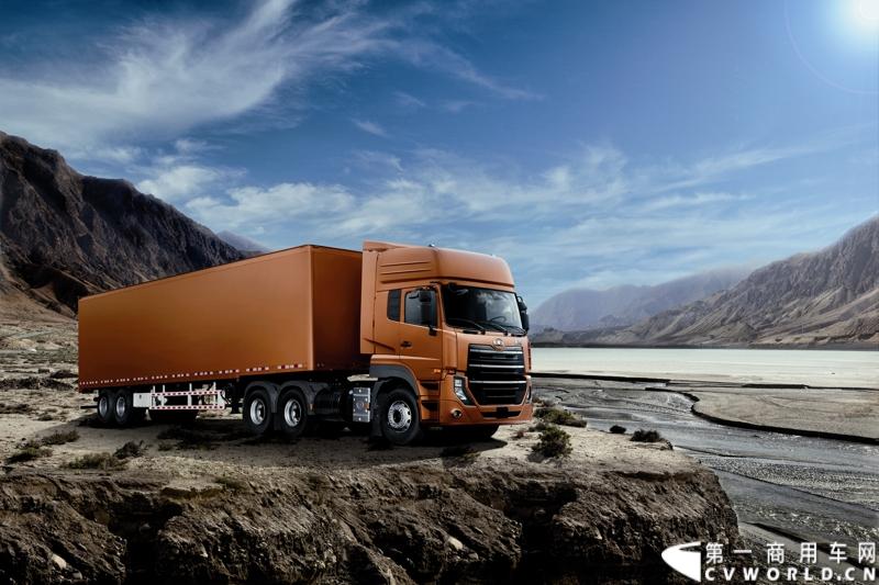 2013年12月10日，刚更名不久的东沃（杭州）卡车有限公司（前身为东风日产柴汽车有限公司），在杭州隆重向中国市场推出“UD酷腾”新款重型卡车。UD酷腾是东风汽车集团股份有限公司和沃尔沃集团强强联手，专为中国市场定制的中高端重卡。图为UD酷腾重卡。