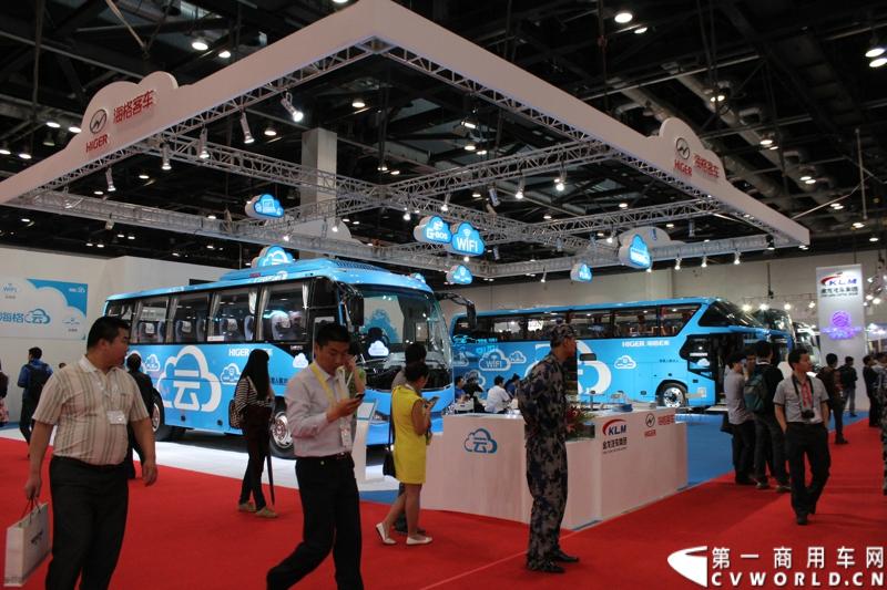 5月14日，海格云战略在北京国家会议中心发布。发布会现场，海格联合中交汇能大手笔推出4个免费：云系统设备免费、用户上网流量免费、云系统设备安装免费、云系统设备维保服务免费。图为海格客车展台。