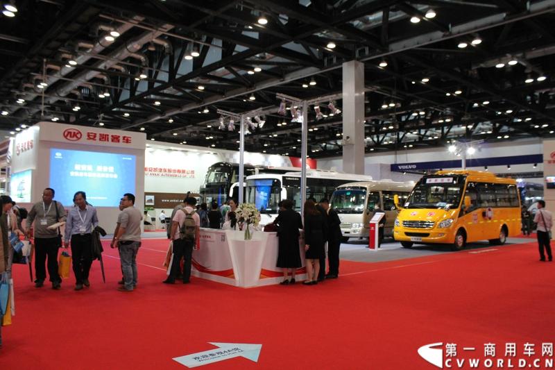 5月14日，中国首个客车服务品牌——“安凯大家园”在2014北京国际道路运输展上发布。安凯服务品牌的建立，是中国客车行业转型的一个重要节点，体现出客车行业从产品竞争向服务竞争的重要转变。