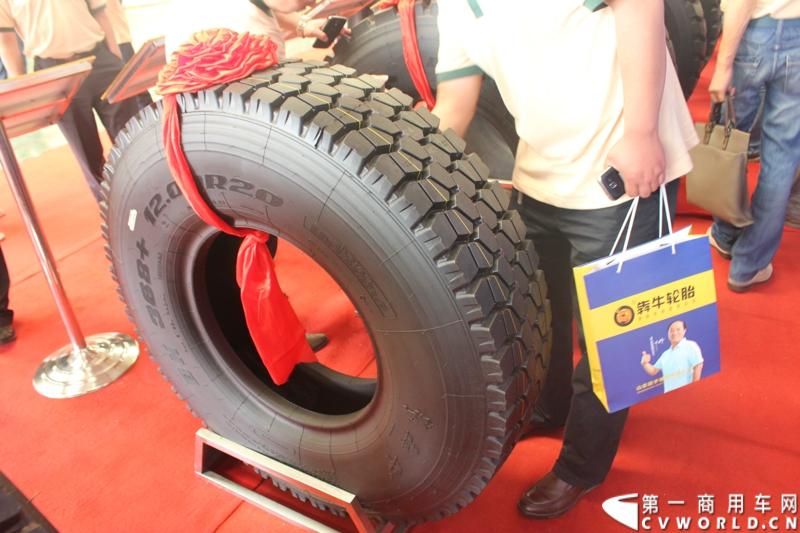 5月14日，山东皓宇橡胶有限公司（生产犇牛轮胎）在山东寿光凯莱大酒店举行皓宇集团五周年庆典暨品牌研讨会。来自全国的近200位经销商以及媒体参加了庆典活动。