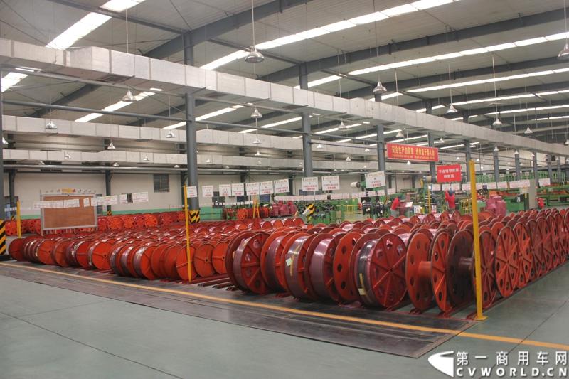 5月14日，山东皓宇橡胶有限公司（生产犇牛轮胎）在山东寿光凯莱大酒店举行皓宇集团五周年庆典暨品牌研讨会。来自全国的近200位经销商以及媒体参加了庆典活动。