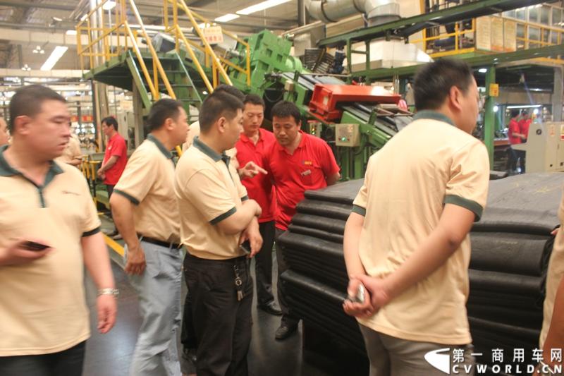 5月14日，山东皓宇橡胶有限公司（生产犇牛轮胎）在山东寿光凯莱大酒店举行皓宇集团五周年庆典暨品牌研讨会。来自全国的近200位经销商以及媒体参加了庆典活动。