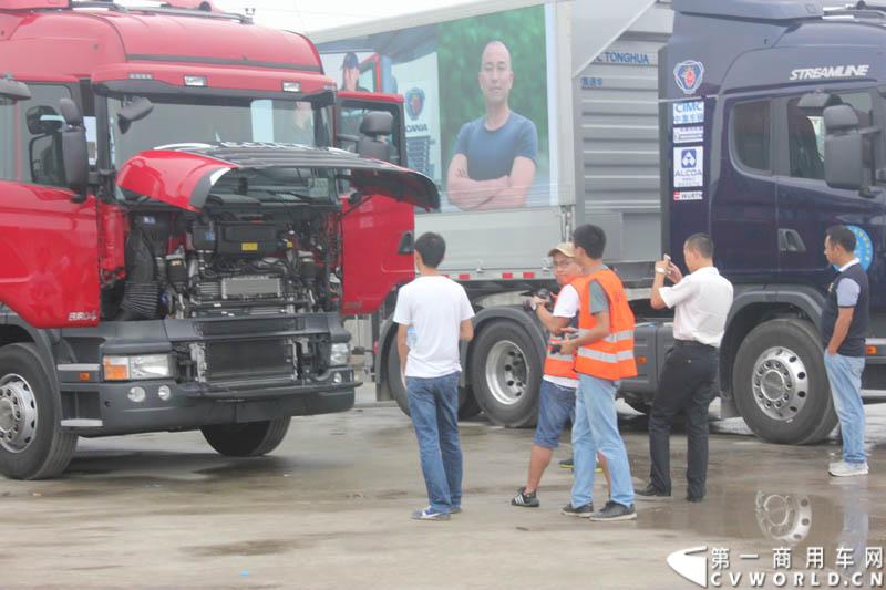 “2014斯堪尼亚中国卡车驾驶员大赛”首站区域赛于6月15日在深圳鸣锣开战。50名顶尖选手从约500名深圳区域报名者中脱颖而出，争夺深圳区域赛的前三甲。