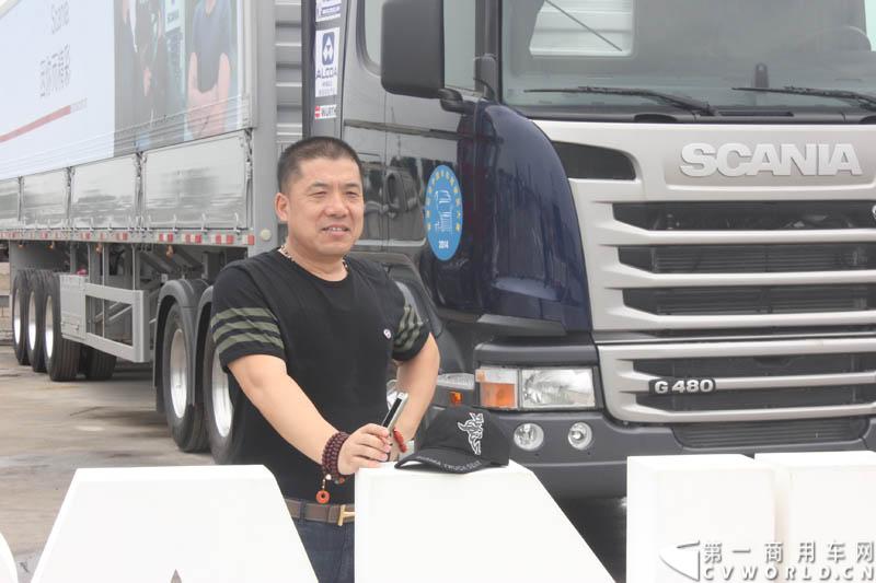 “2014斯堪尼亚中国卡车驾驶员大赛”首站区域赛于6月15日在深圳鸣锣开战。50名顶尖选手从约500名深圳区域报名者中脱颖而出，争夺深圳区域赛的前三甲。图为比赛现场。