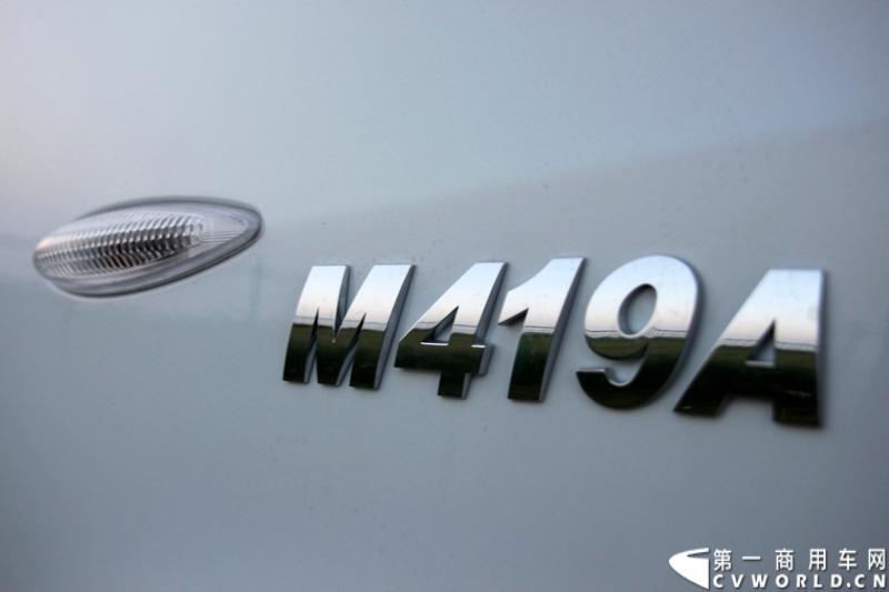 7月30日，江淮星锐4系试乘试驾活动在北京朝阳体育中心拉开帷幕。此次试驾活动主要分为场地试驾和公路试驾两部分，分别从车辆外观、动力性、操控性、制动性以及油耗水平和舒适性，对星锐4系车型进行评测。