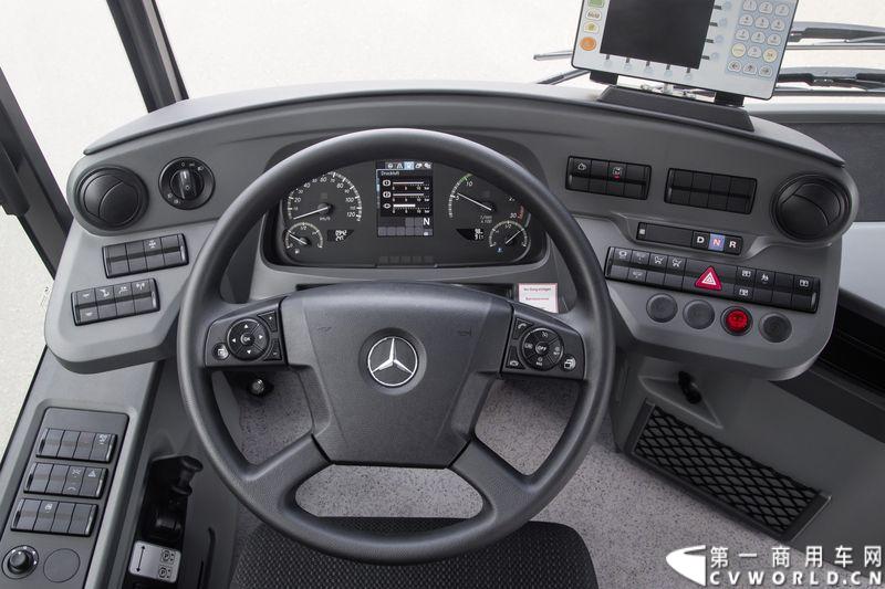 2014 IAA:奔驰Citaro G铰接式客车