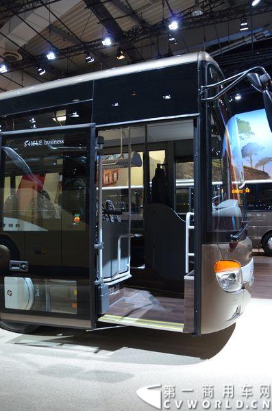 2014 IAA:奔驰SETRA S416 LE客车