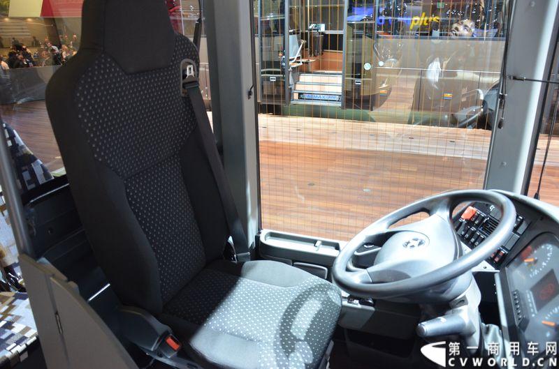 2014 IAA:奔驰SETRA S416 LE客车