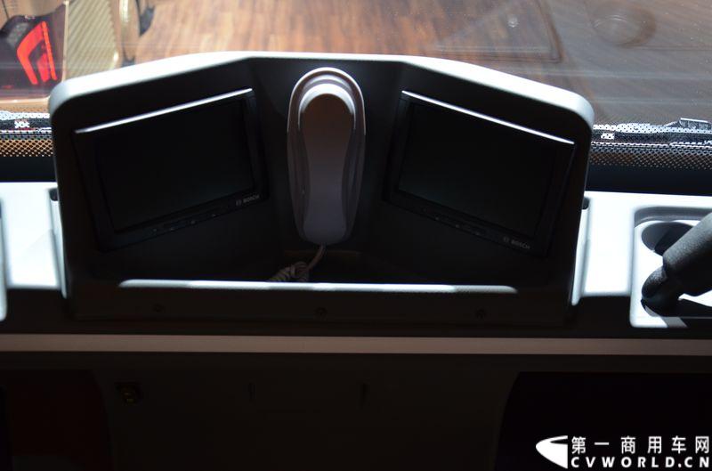 2014 IAA:奔驰SETRA S431DT客车