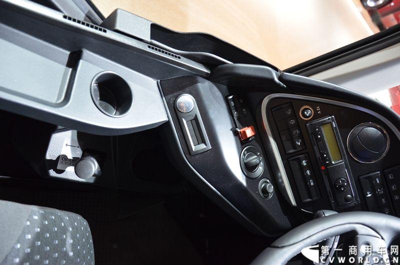 2014 IAA:奔驰Setra S516HDH客车