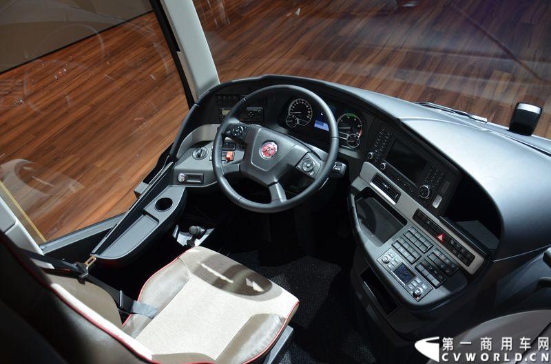 2014 IAA:奔驰Setra S519HD 客车