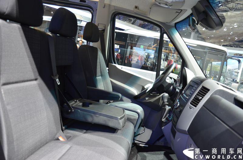 探馆汉诺威之奔驰轻客篇。图为奔驰Sprinter 313