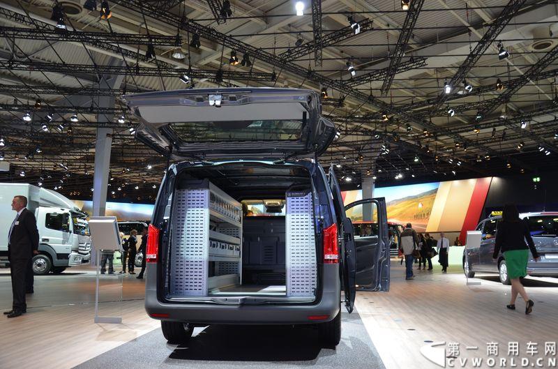 探馆汉诺威之奔驰轻客篇。图为奔驰Vito 116 CDI