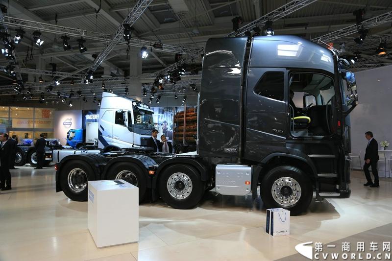 探馆汉诺威之沃尔沃篇。图为沃尔沃FH16大件车