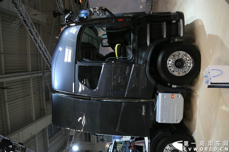 探馆汉诺威之沃尔沃篇。图为沃尔沃FH16大件车