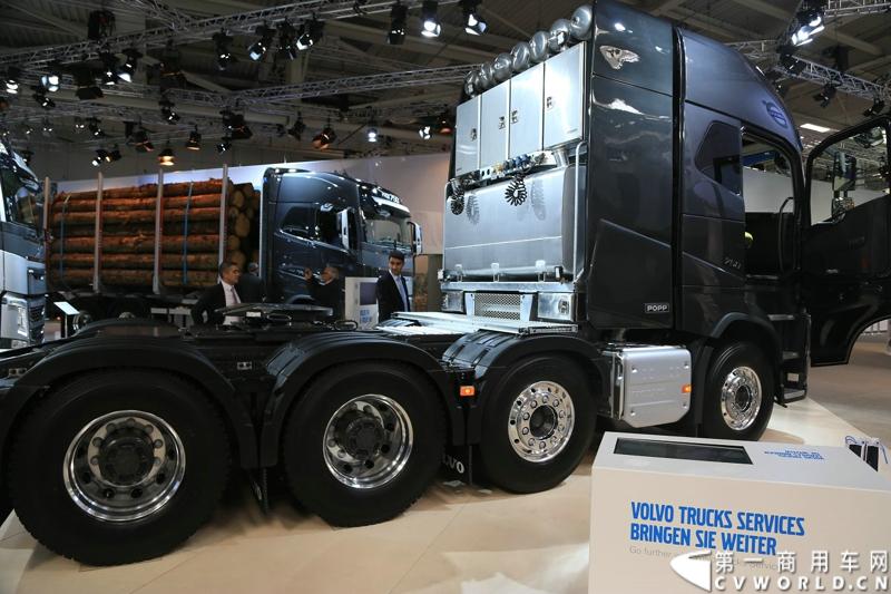 探馆汉诺威之沃尔沃篇。图为沃尔沃FH16大件车