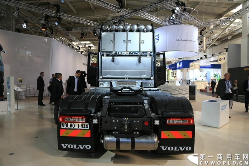 探馆汉诺威之沃尔沃篇。图为沃尔沃FH16大件车
