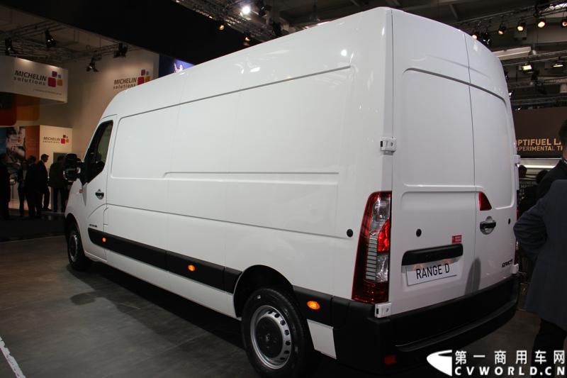 探馆汉诺威之雷诺轻客篇。图为雷诺MASTER 165.35 L3-H2欧系大VAN 