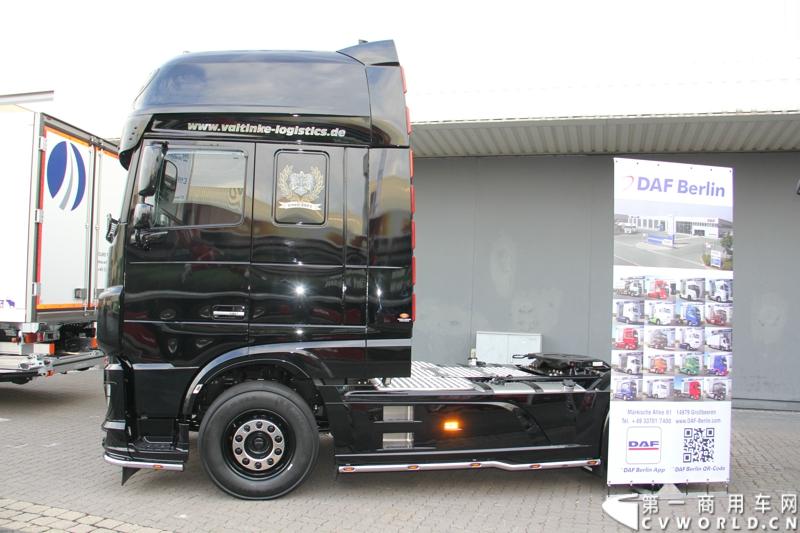 探馆汉诺威之橙色风暴达夫篇。图为DAF重卡