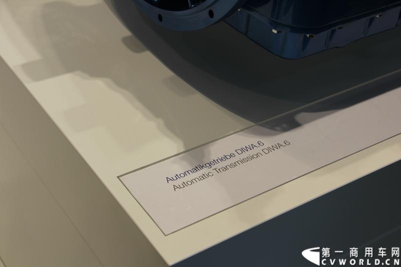 探馆汉诺威之福伊特篇。图为福伊特DIWA.6液力自动变速箱 