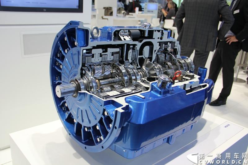 探馆汉诺威之福伊特篇。图为福伊特DIWA.6液力自动变速箱 