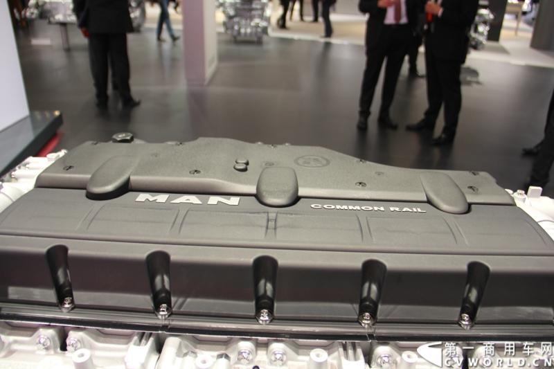 探馆汉诺威之曼全系柴油机及气体机篇。图为7L的MAN D0836 LFL66发动机 