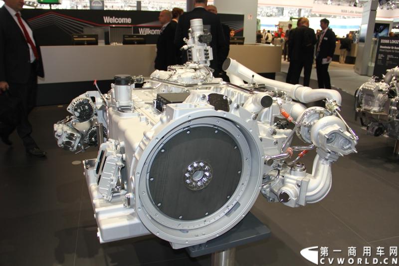 探馆汉诺威之曼全系柴油机及气体机篇。图为13L的MAN欧六天然气发动机E2876 LUH07 